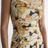 model- Model is 1.74 m and wears size S