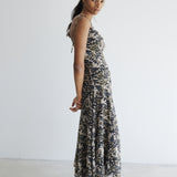 model- Model is 1.74 m and wears size S