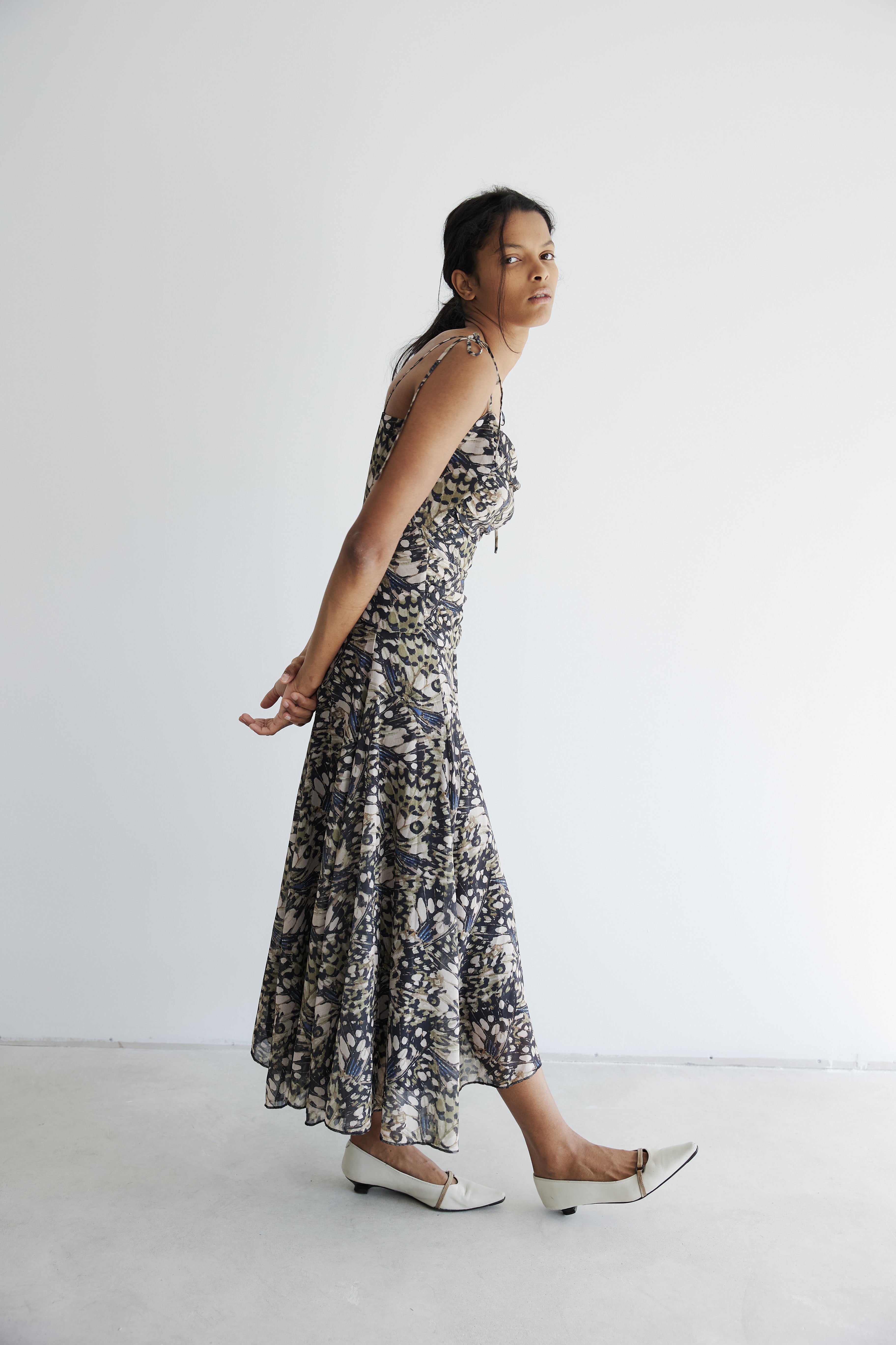model- Model is 1.74 m and wears size S