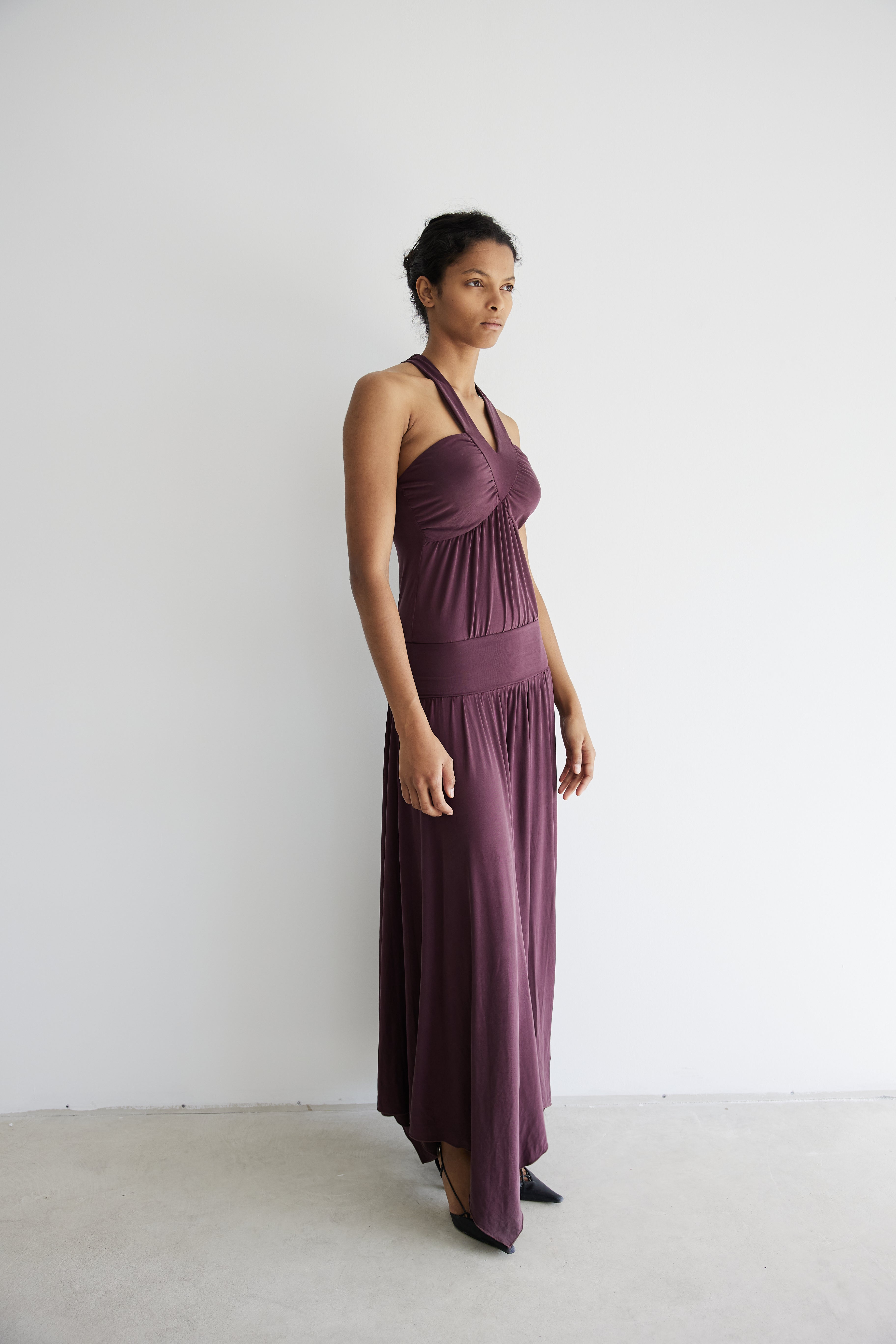 model- Model is 1.74 m and wears size S