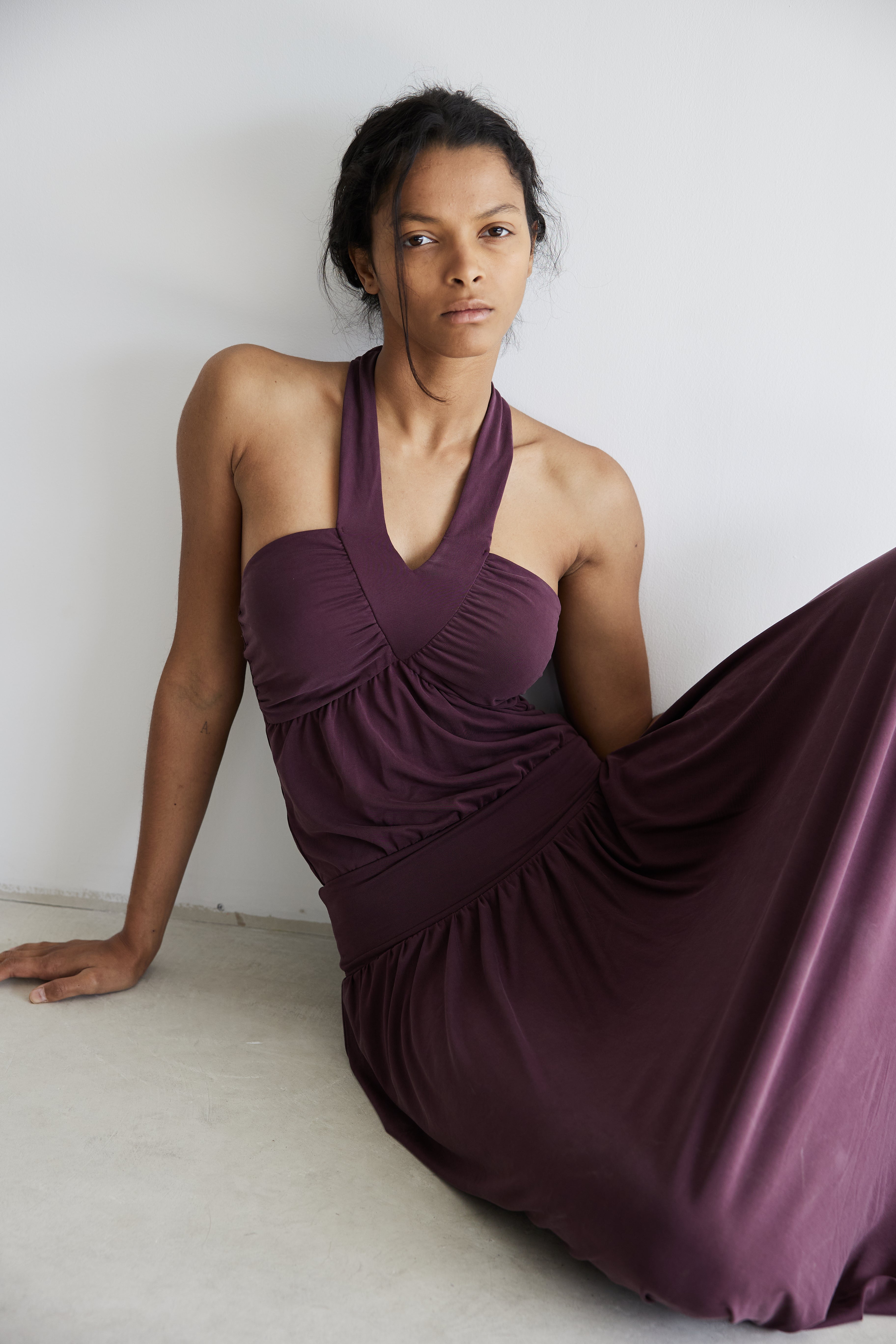 model- Model is 1.74 m and wears size S