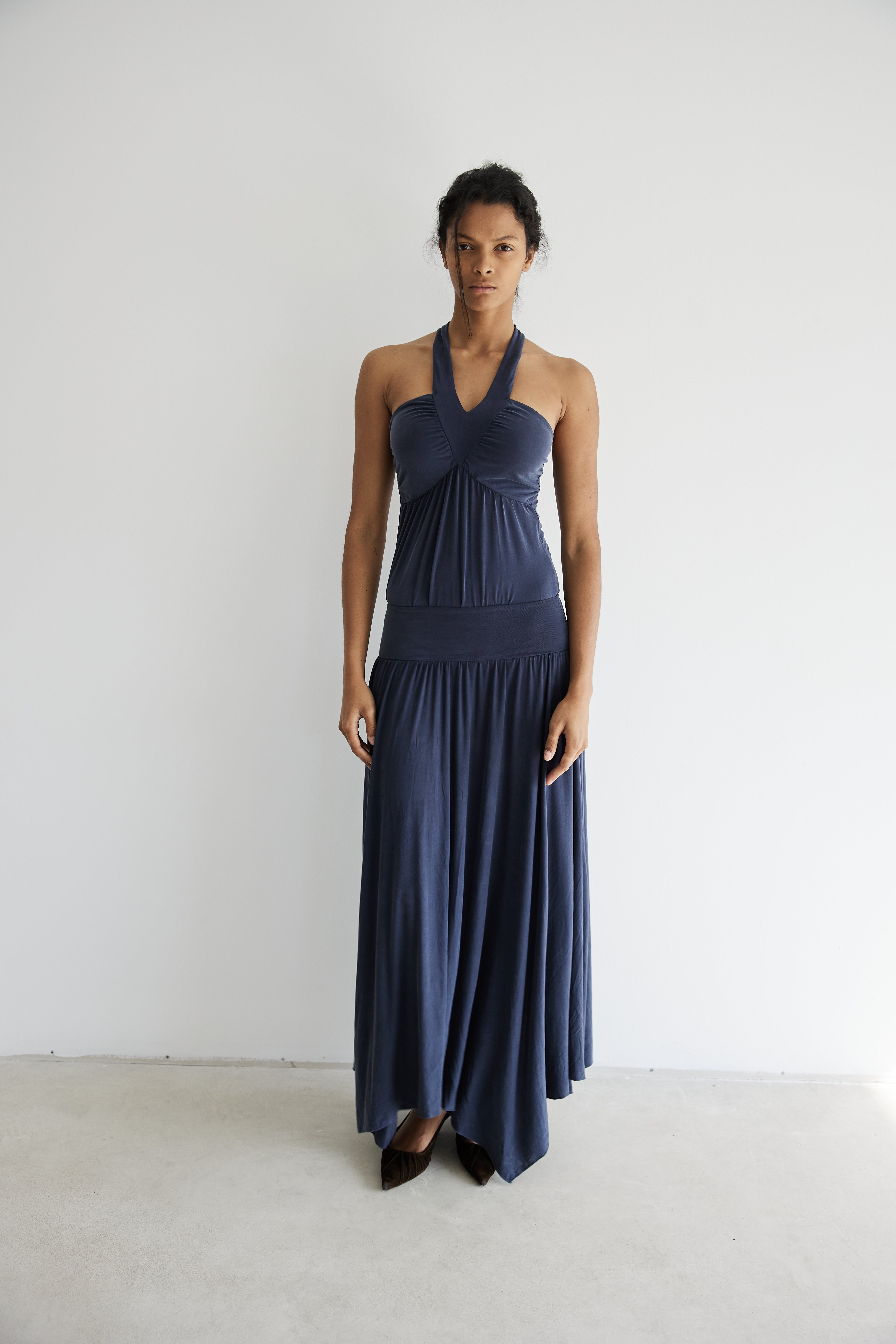 model- Model is 1.74 m and wears size S
