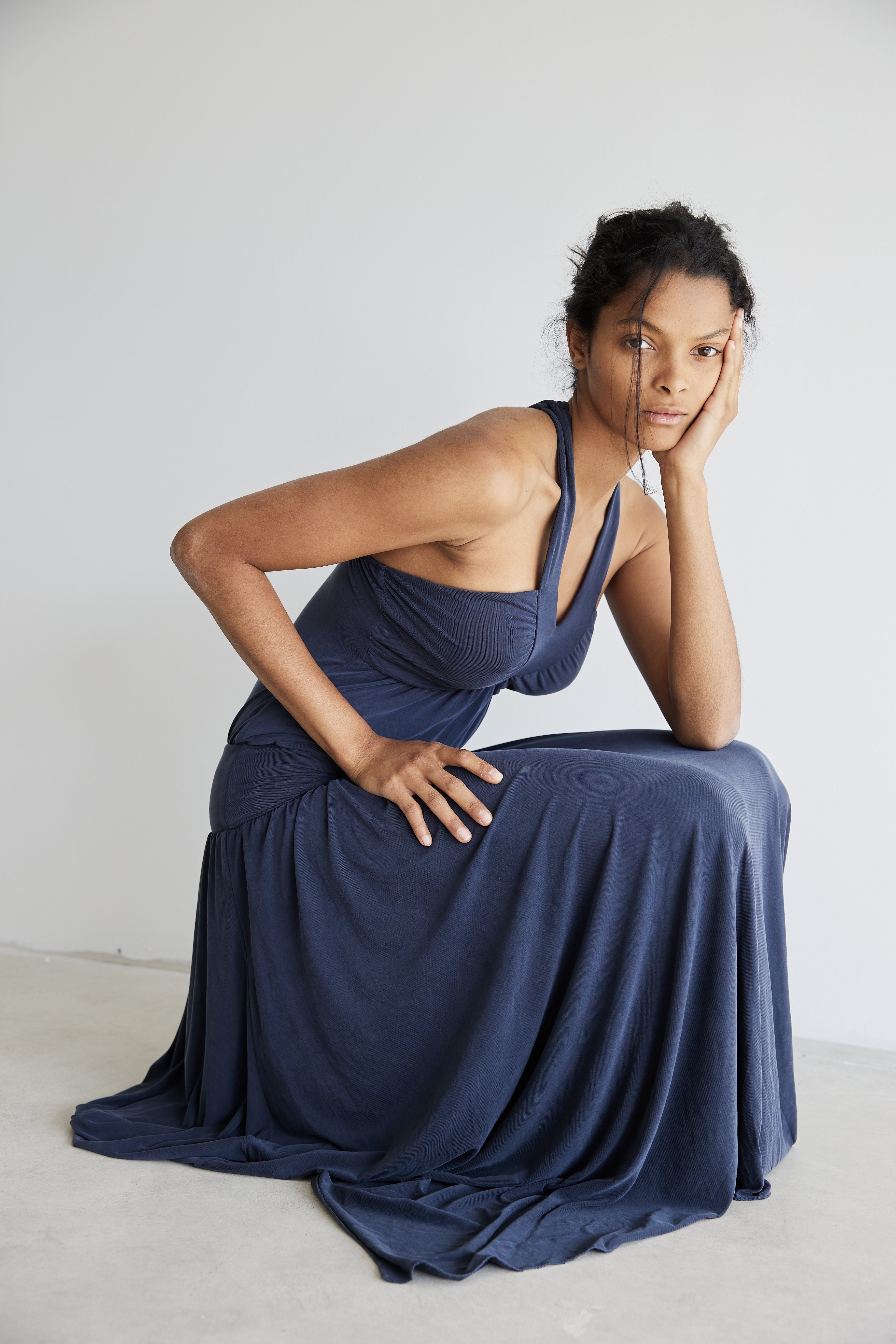 model- Model is 1.74 m and wears size S