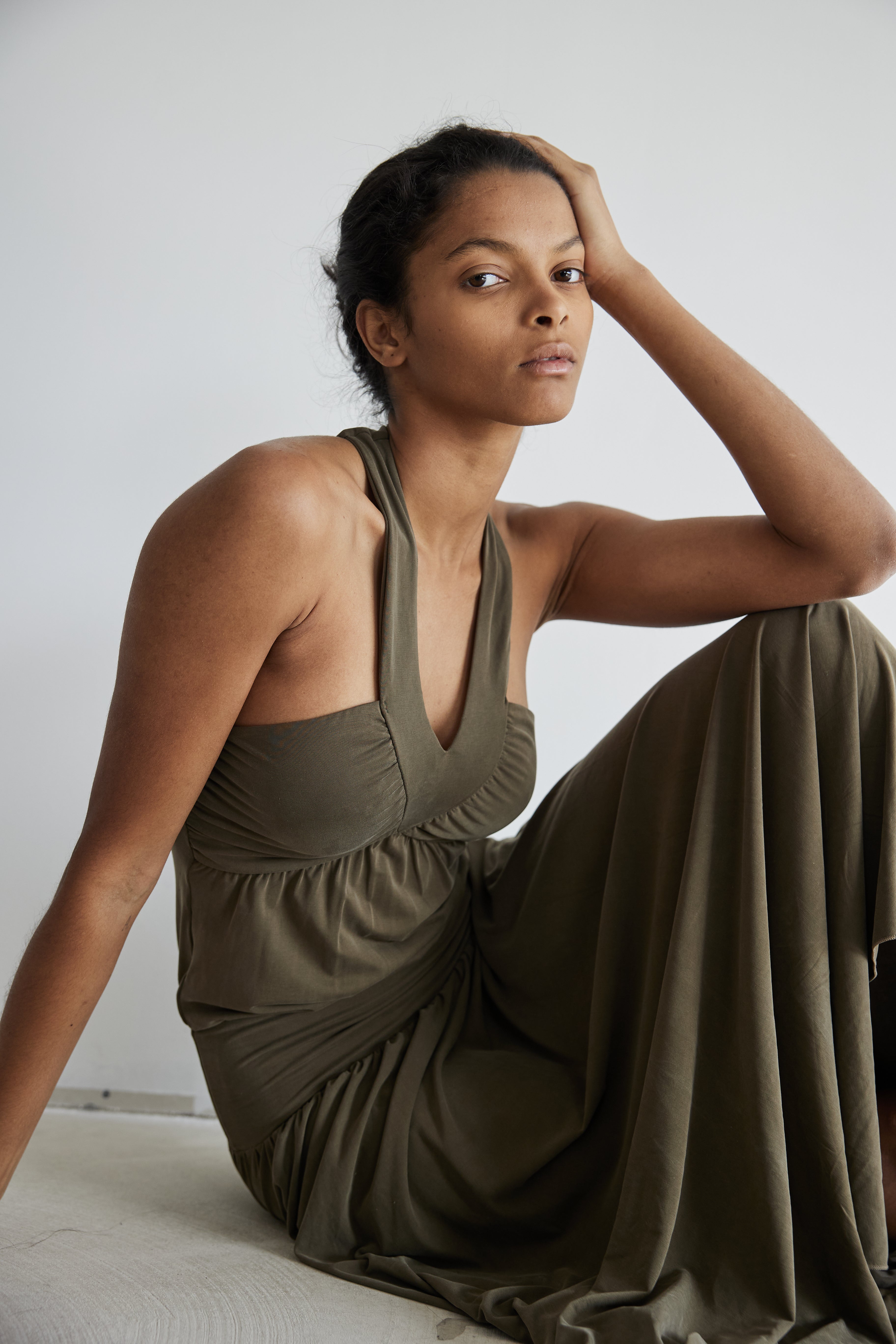model- Model is 1.74 m and wears size S