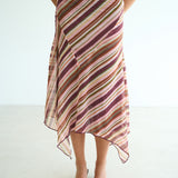model- Model is 1.72 m and wears size S