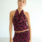 model- Model is 1.72 m and wears size S