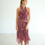 model- Model is 1.72 m and wears size S
