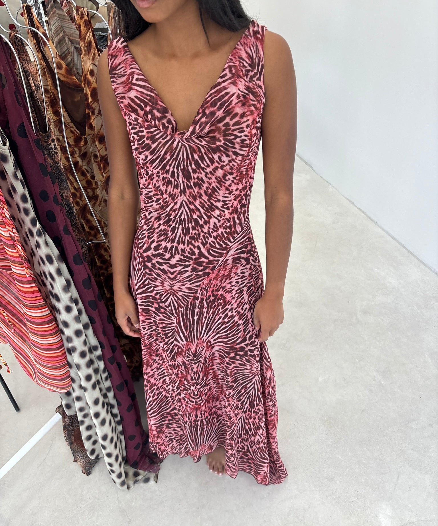model- Model is wearing a size S and is 170cm Tall 