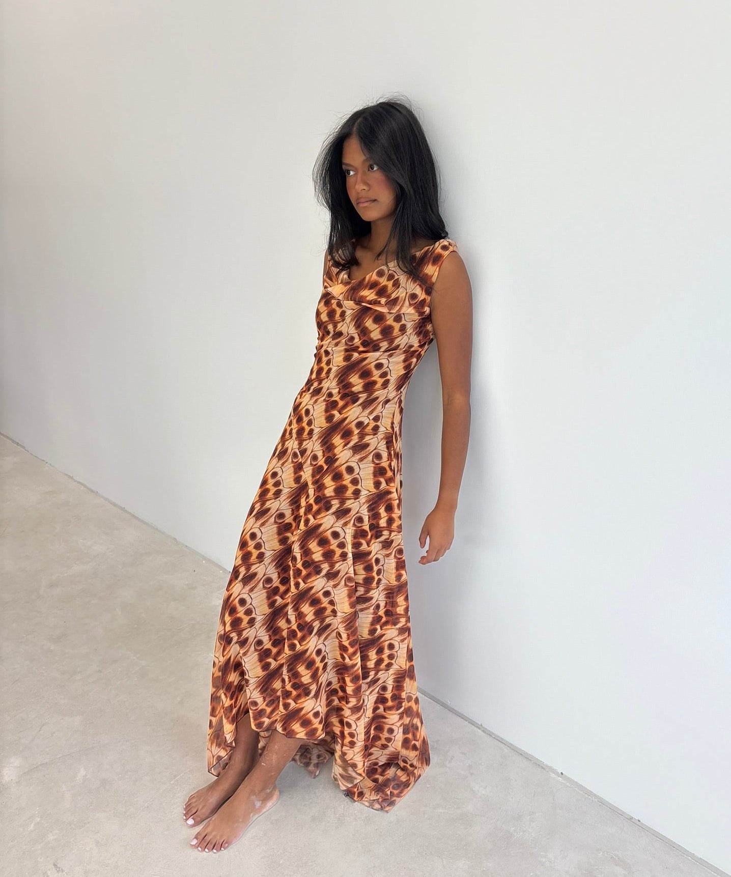 model- Model is wearing a size S and is 170cm Tall 