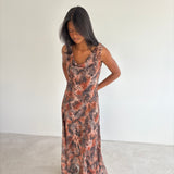model- Model is wearing a size S and is 170cm Tall 