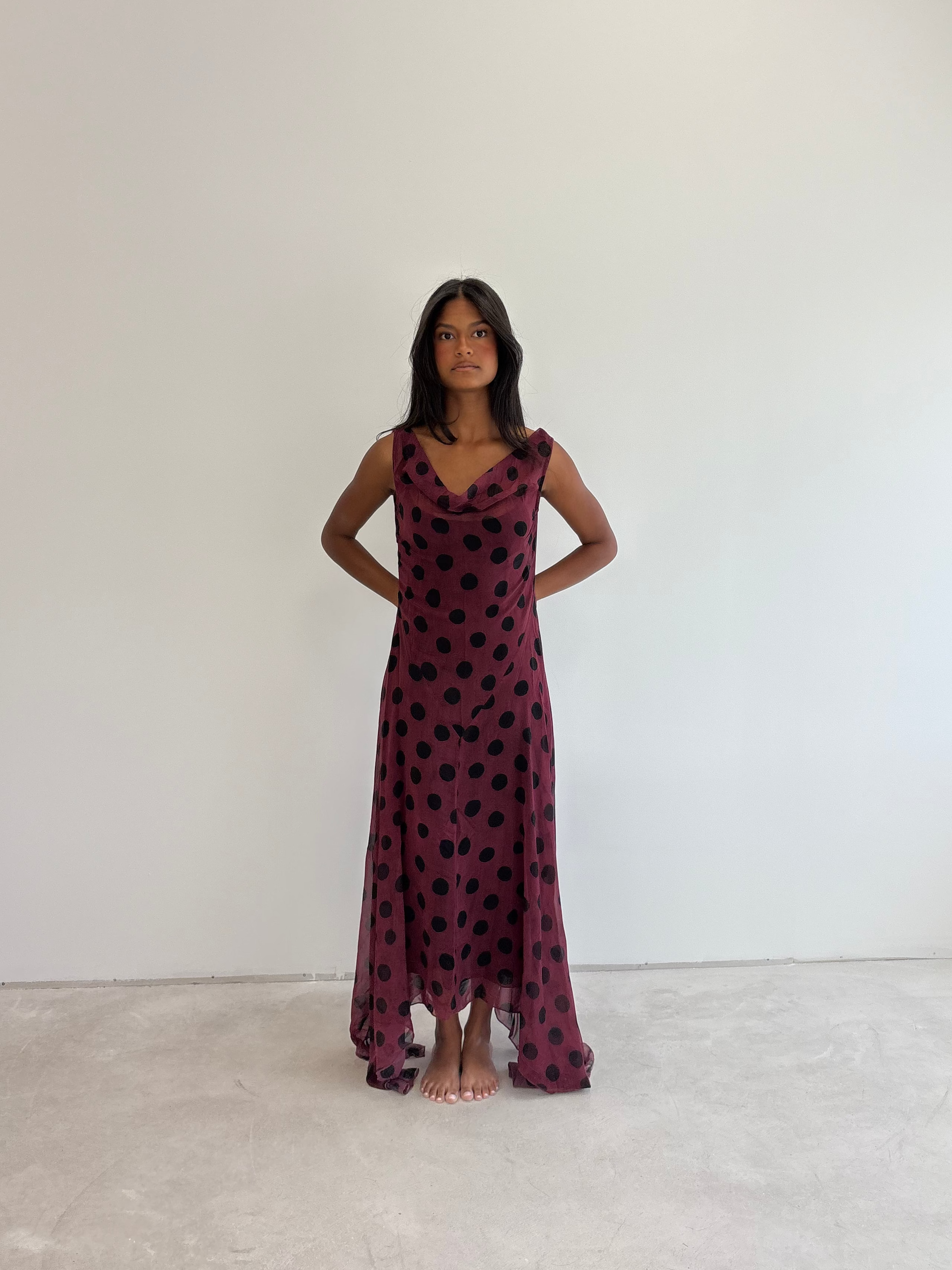 model- Model is wearing a size S and is 170cm Tall 