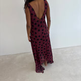 model- Model is wearing a size S and is 170cm Tall 