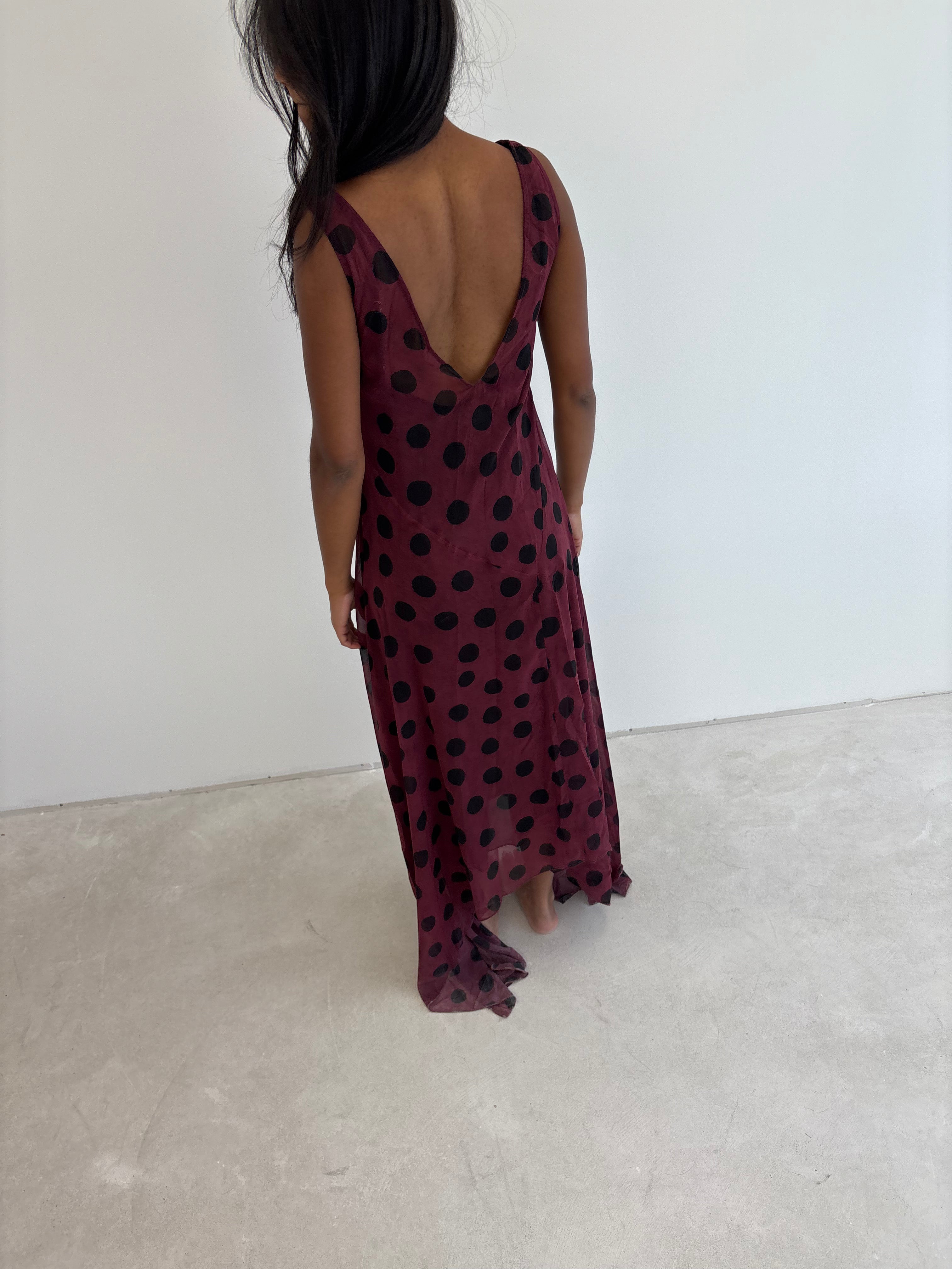 model- Model is wearing a size S and is 170cm Tall 