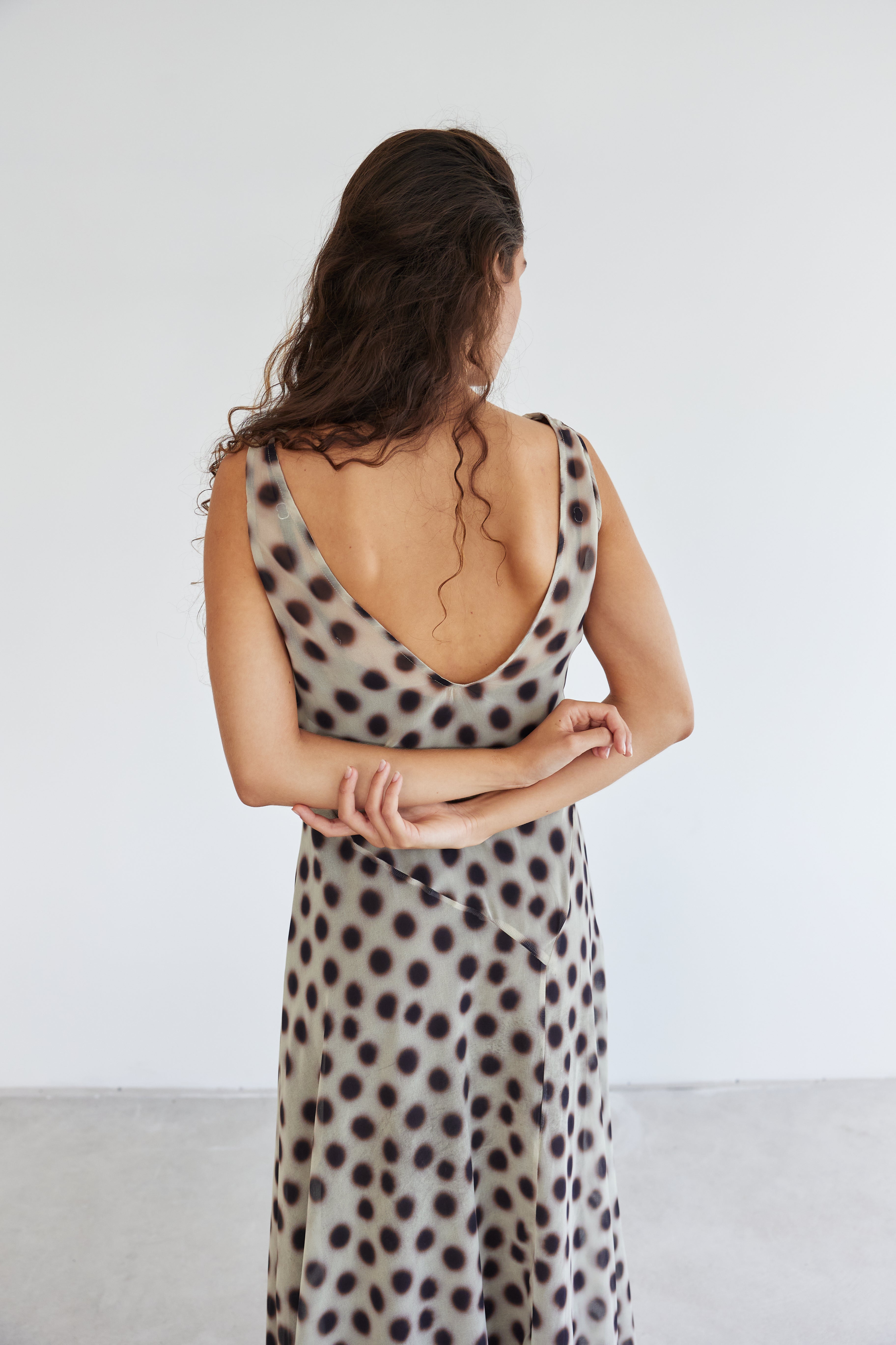 model- Model is wearing a size S and is 170cm Tall 