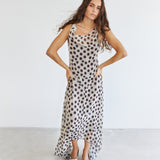model- Model is wearing a size S and is 170cm Tall 