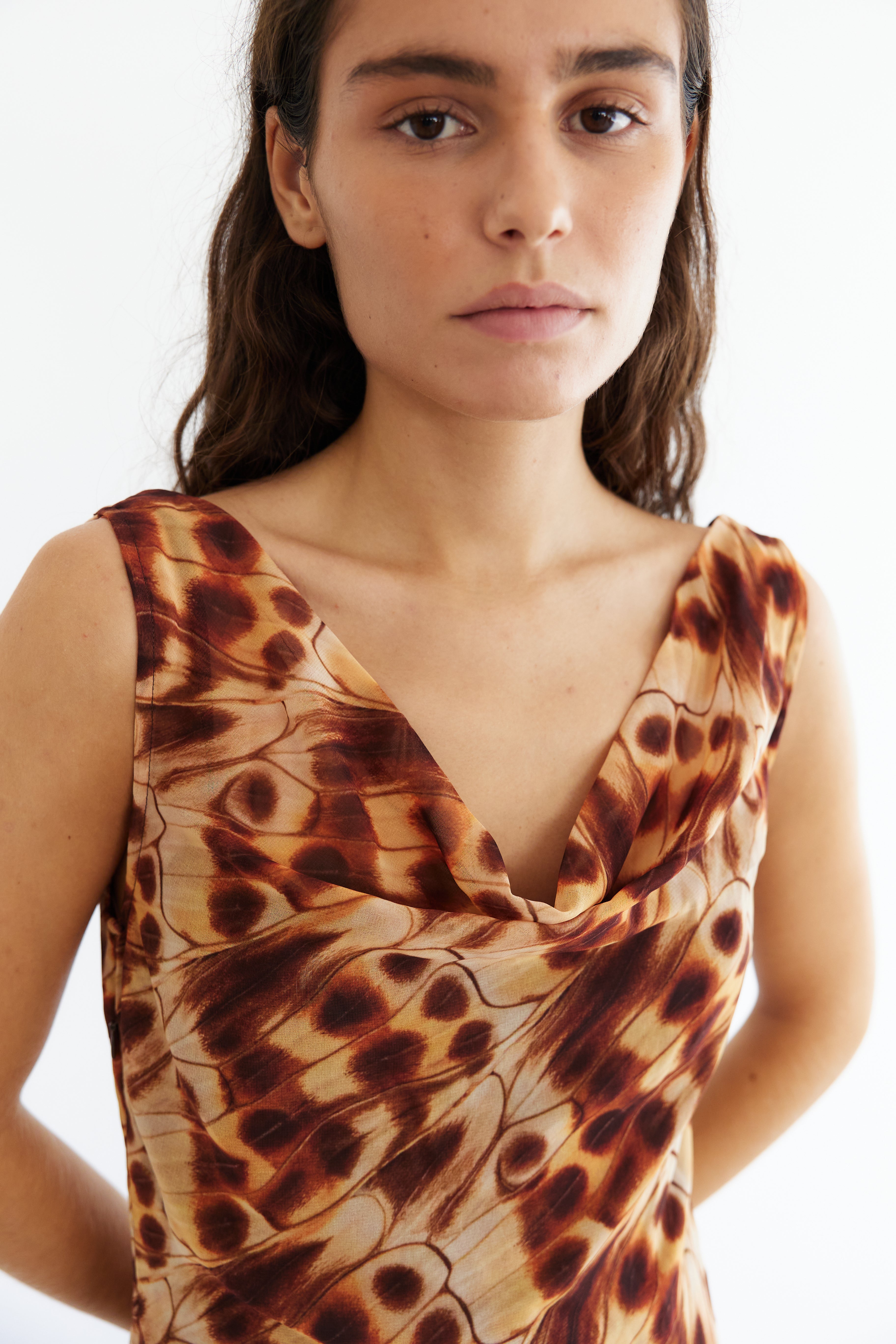 model- Model is wearing a size S and is 170cm Tall 