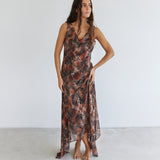 model- Model is wearing a size S and is 170cm Tall 
