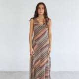 model- Model is wearing a size S and is 175cm Tall 