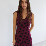 La Fabulosa Burgundy Dots