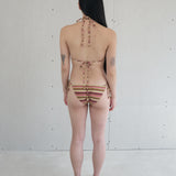 model- Model is 1.64 m (5'4") and wears size S