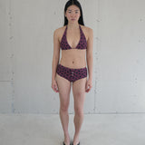 model- Model is 1.64 m (5'4") and wears size S